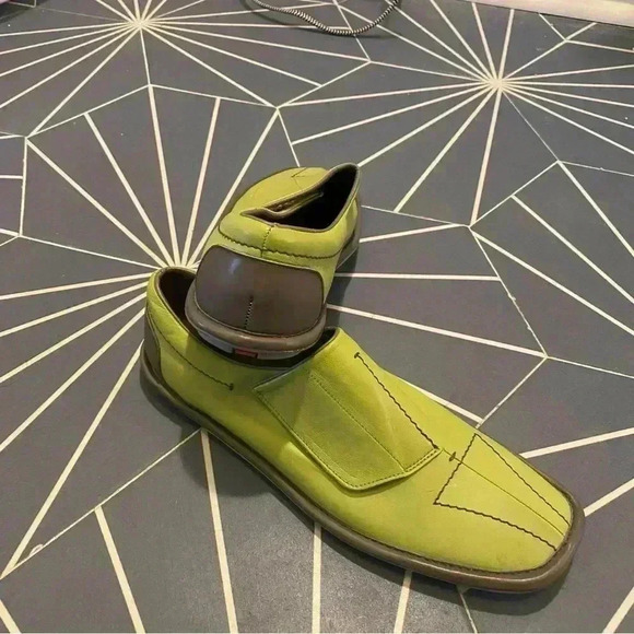 Vintage Prada loafers that look like bowling shoes - Picture 8 of 10